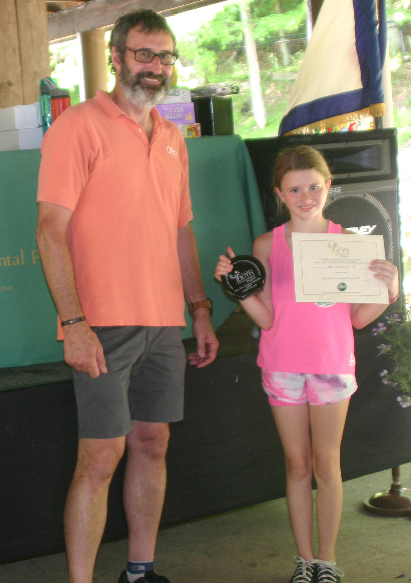 Lubeck Lucky Clovers 4-H Club, Wood County, winners of the Keep West Virginia Beautiful Awards